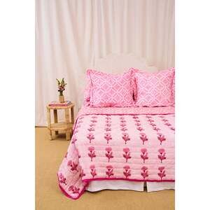 Roller Rabbit Marigold Stripe/Monaco Pool Quilt Size QUEEN RED/PINK